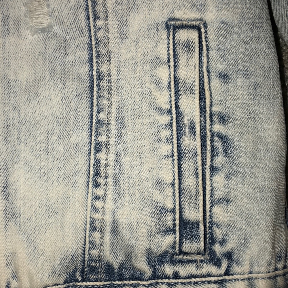 Jean Jacket - Picture 3 of 8